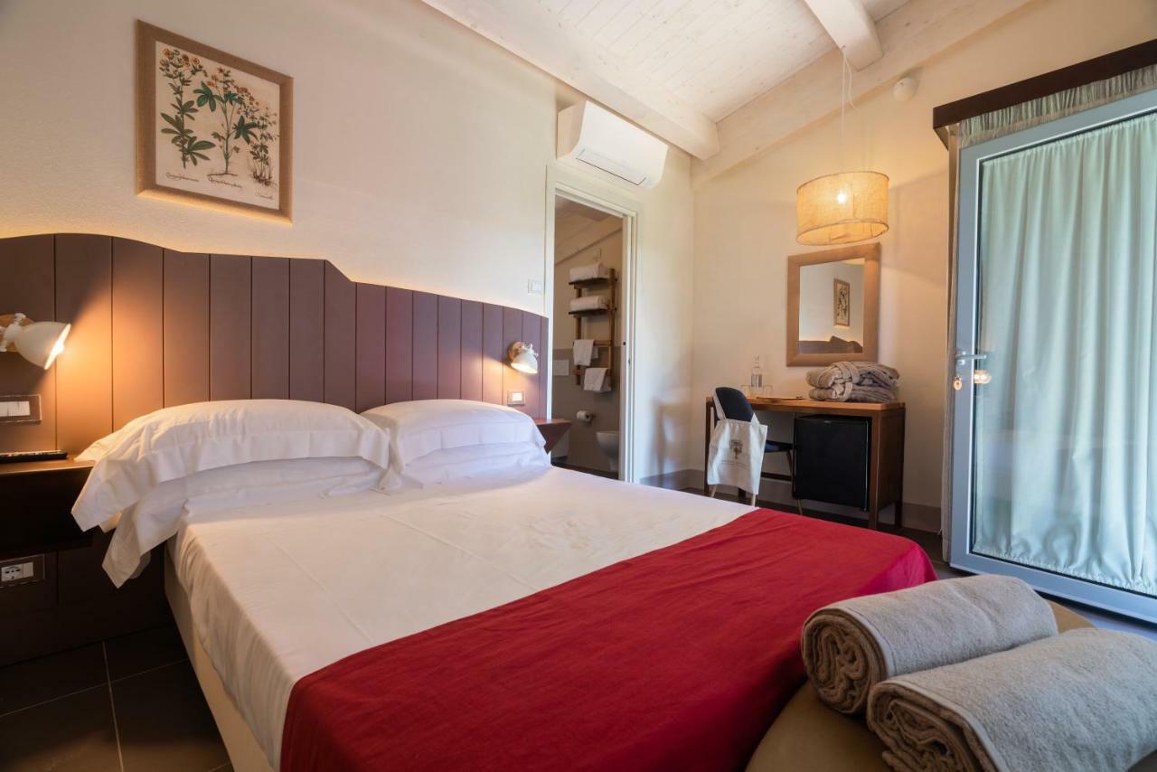 Podere Maremma Spa & Ristorante オルベテッロ エクステリア 写真